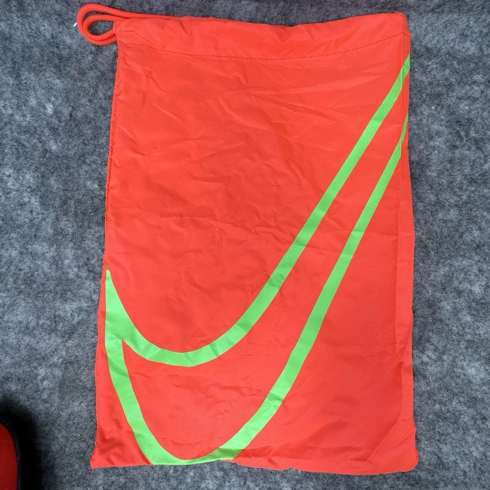 Nike size lime throwing
